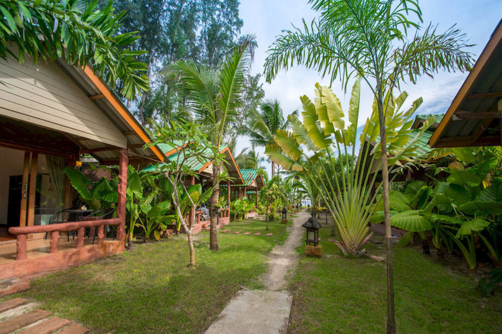 Mali Resort Pattaya Beach Ко Липе Экстерьер фото